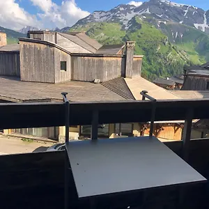 Avoriaz Balcon Sud Skis Aux Pieds , Morzine France